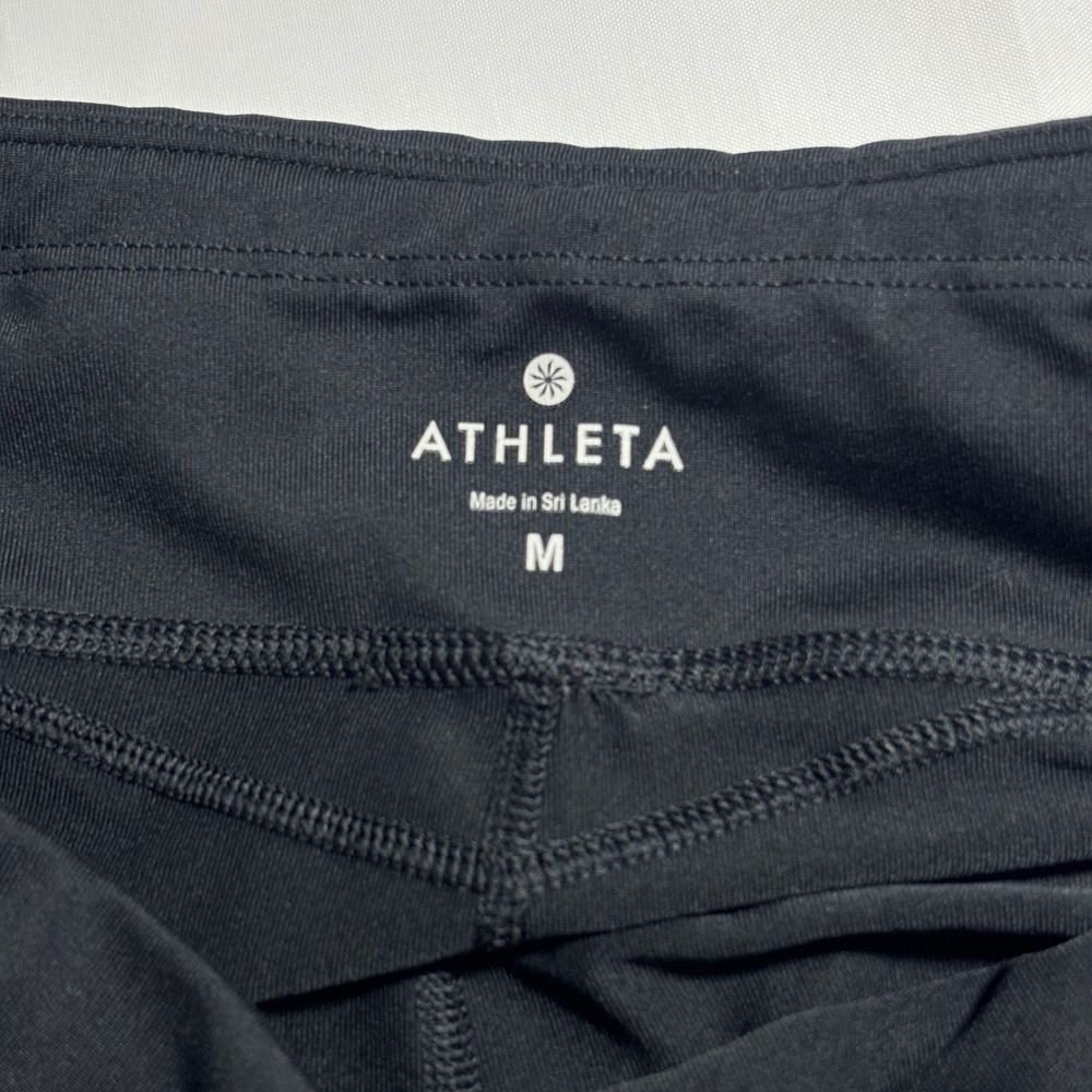Athleta Revolve Stride Black Run Capri Workout Leggings Women M Yoga Gym Pants - Picture 5 of 9